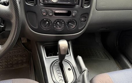 Ford Escape II, 2004 год, 400 000 рублей, 14 фотография