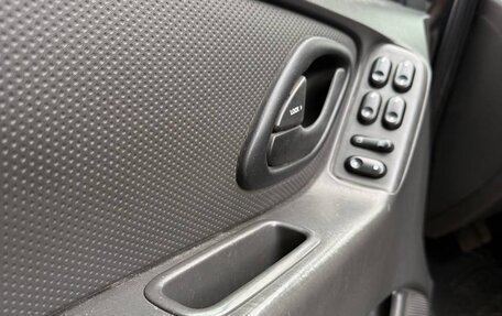 Ford Escape II, 2004 год, 400 000 рублей, 22 фотография