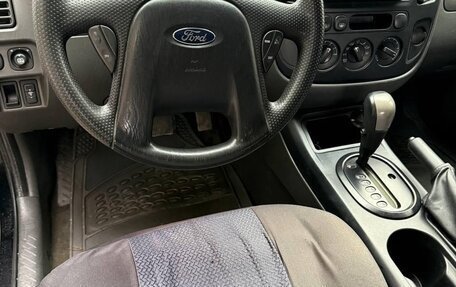 Ford Escape II, 2004 год, 400 000 рублей, 13 фотография