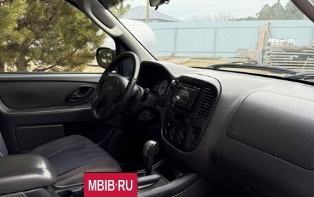 Ford Escape II, 2004 год, 400 000 рублей, 18 фотография