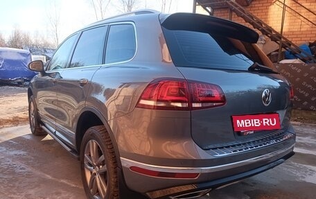 Volkswagen Touareg III, 2017 год, 2 850 000 рублей, 5 фотография