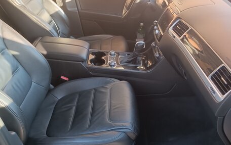 Volkswagen Touareg III, 2017 год, 2 850 000 рублей, 8 фотография