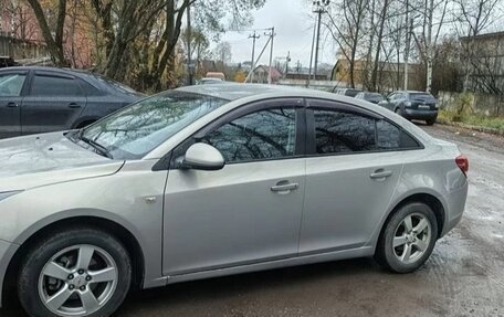 Chevrolet Cruze II, 2011 год, 630 000 рублей, 2 фотография