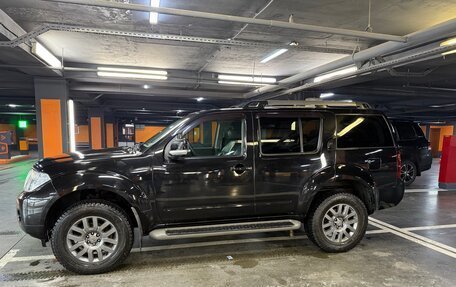 Nissan Pathfinder, 2011 год, 1 950 000 рублей, 3 фотография