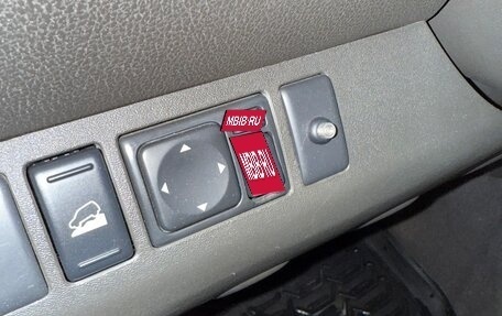 Nissan Pathfinder, 2011 год, 1 950 000 рублей, 13 фотография