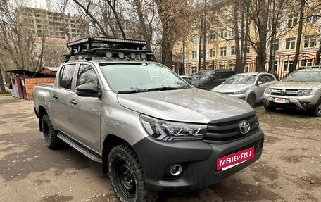 Toyota Hilux VIII, 2018 год, 3 890 000 рублей, 6 фотография