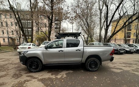 Toyota Hilux VIII, 2018 год, 3 890 000 рублей, 10 фотография