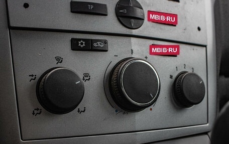 Opel Zafira B, 2013 год, 639 000 рублей, 16 фотография