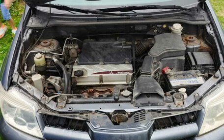 Mitsubishi Outlander III рестайлинг 3, 2007 год, 800 000 рублей, 5 фотография