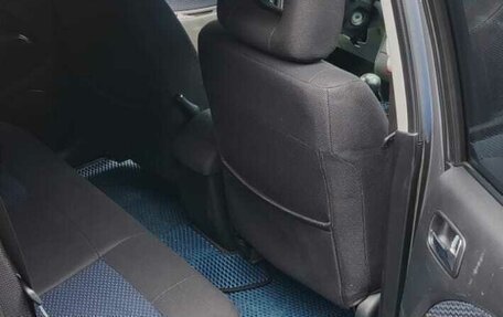 Mitsubishi Outlander III рестайлинг 3, 2007 год, 800 000 рублей, 4 фотография