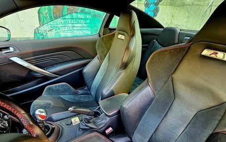 Peugeot RCZ I рестайлинг, 2013 год, 2 690 000 рублей, 10 фотография