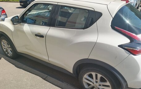 Nissan Juke II, 2015 год, 1 350 000 рублей, 1 фотография