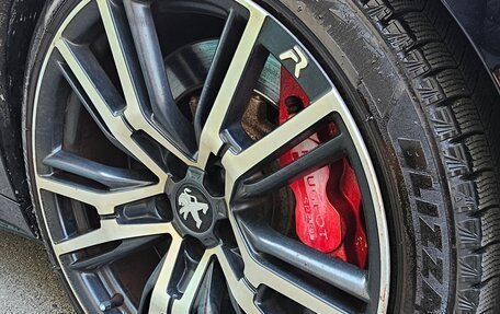 Peugeot RCZ I рестайлинг, 2013 год, 2 690 000 рублей, 28 фотография