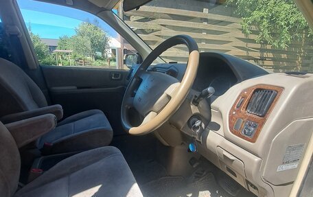 Mitsubishi Dion I рестайлинг, 2000 год, 355 000 рублей, 9 фотография