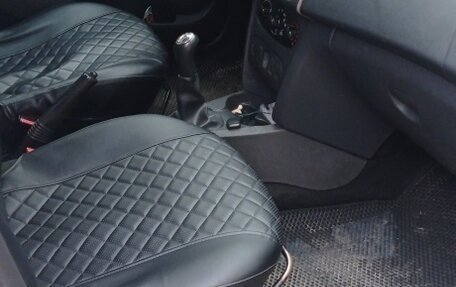 Renault Logan II, 2016 год, 650 000 рублей, 8 фотография