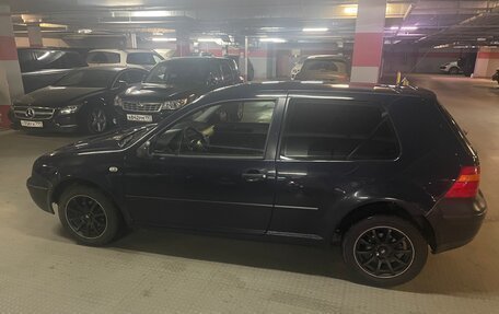 Volkswagen Golf IV, 2003 год, 300 000 рублей, 3 фотография