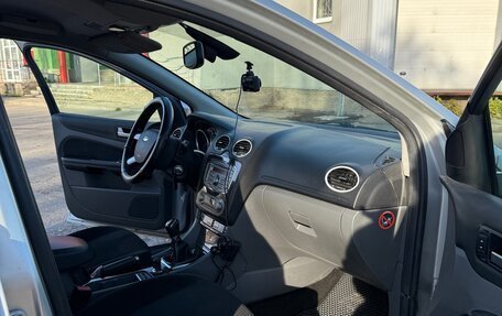 Ford Focus II рестайлинг, 2008 год, 450 000 рублей, 17 фотография