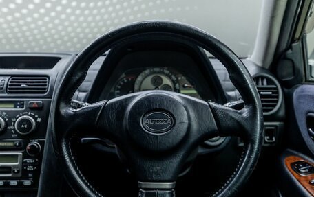 Toyota Altezza, 2003 год, 696 000 рублей, 10 фотография