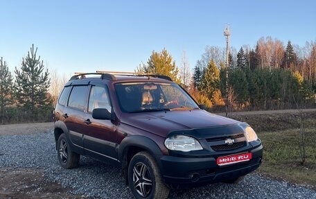 Chevrolet Niva I рестайлинг, 2003 год, 260 000 рублей, 1 фотография