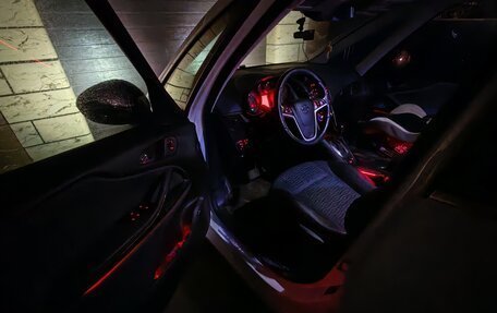 Opel Zafira C рестайлинг, 2013 год, 1 150 000 рублей, 14 фотография