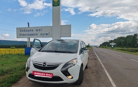 Opel Zafira C рестайлинг, 2013 год, 1 150 000 рублей, 9 фотография