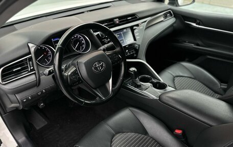 Toyota Camry, 2020 год, 2 550 000 рублей, 8 фотография