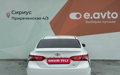 Toyota Camry, 2020 год, 2 550 000 рублей, 5 фотография