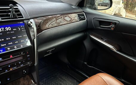 Toyota Camry, 2016 год, 1 950 000 рублей, 14 фотография