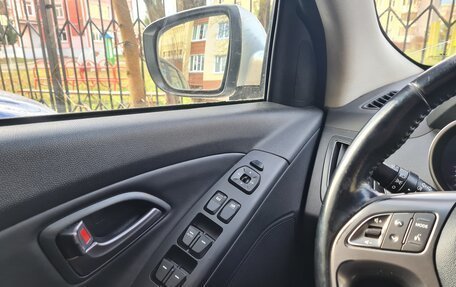 Hyundai ix35 I рестайлинг, 2014 год, 1 400 000 рублей, 4 фотография