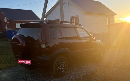 Chevrolet Niva I рестайлинг, 2003 год, 260 000 рублей, 3 фотография