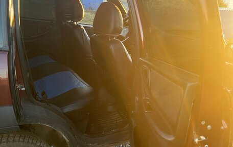 Chevrolet Niva I рестайлинг, 2003 год, 260 000 рублей, 10 фотография