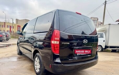 Hyundai H-1 II рестайлинг, 2008 год, 1 095 000 рублей, 9 фотография