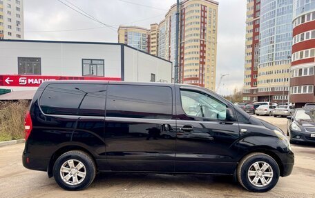 Hyundai H-1 II рестайлинг, 2008 год, 1 095 000 рублей, 15 фотография