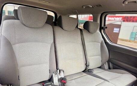 Hyundai H-1 II рестайлинг, 2008 год, 1 095 000 рублей, 27 фотография