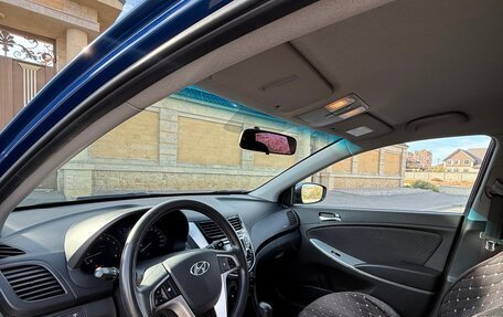 Hyundai Solaris II рестайлинг, 2012 год, 780 000 рублей, 5 фотография