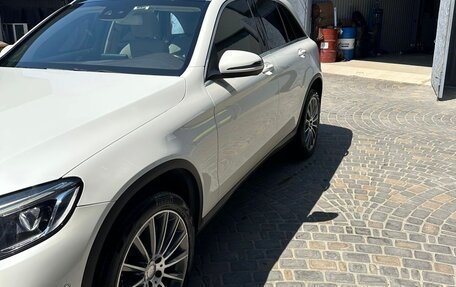 Mercedes-Benz GLC, 2016 год, 3 150 000 рублей, 2 фотография