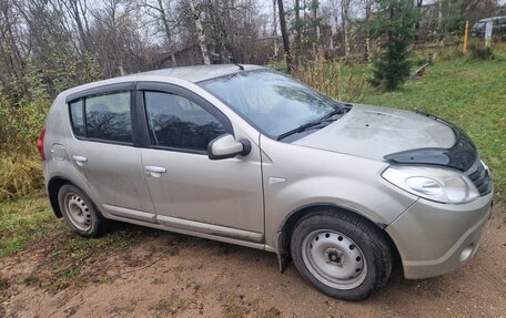 Renault Sandero I, 2013 год, 550 000 рублей, 1 фотография