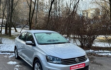 Volkswagen Polo VI (EU Market), 2015 год, 1 250 000 рублей, 1 фотография