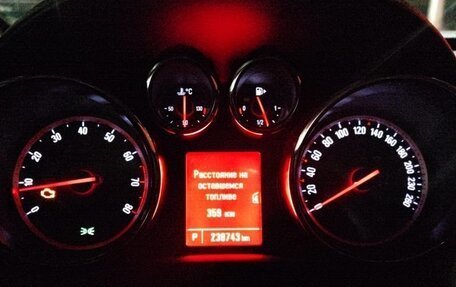 Opel Astra J, 2011 год, 600 000 рублей, 6 фотография