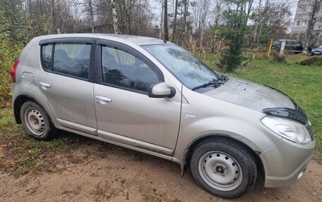 Renault Sandero I, 2013 год, 550 000 рублей, 6 фотография