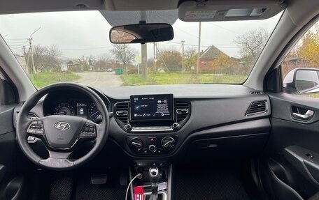 Hyundai Solaris II рестайлинг, 2021 год, 1 600 000 рублей, 7 фотография