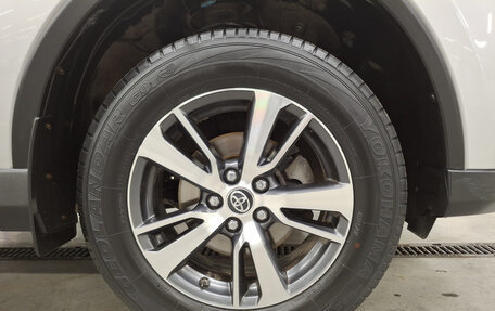 Toyota RAV4, 2019 год, 2 699 000 рублей, 18 фотография