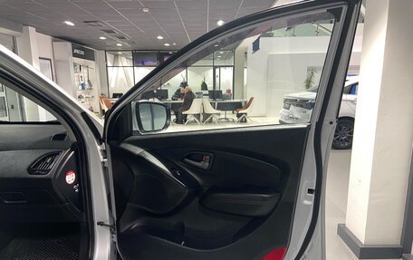 Hyundai ix35 I рестайлинг, 2015 год, 1 150 000 рублей, 8 фотография