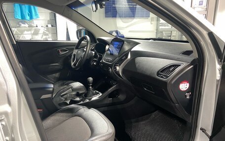 Hyundai ix35 I рестайлинг, 2015 год, 1 150 000 рублей, 9 фотография