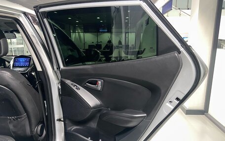 Hyundai ix35 I рестайлинг, 2015 год, 1 150 000 рублей, 10 фотография