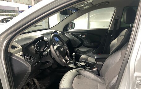 Hyundai ix35 I рестайлинг, 2015 год, 1 150 000 рублей, 16 фотография