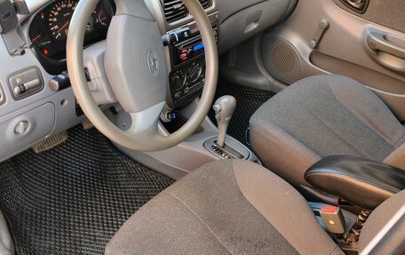 Hyundai Accent II, 2005 год, 450 000 рублей, 13 фотография