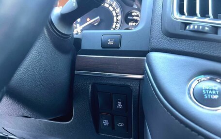 Toyota Land Cruiser 200, 2020 год, 8 200 000 рублей, 19 фотография