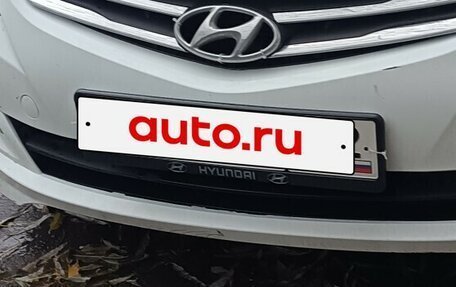 Hyundai Solaris II рестайлинг, 2015 год, 650 000 рублей, 3 фотография