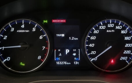 Mitsubishi Outlander III рестайлинг 3, 2022 год, 2 145 000 рублей, 7 фотография